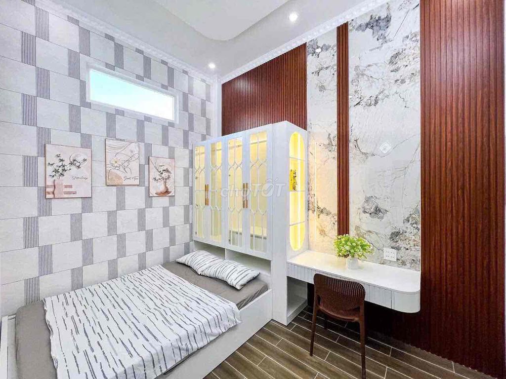 NHÀ 2 LẦU XÂY MỚI - VỊ TRÍ ĐẸP - CÓ SÂN ĐẬU Ô TÔ - - Ảnh 2