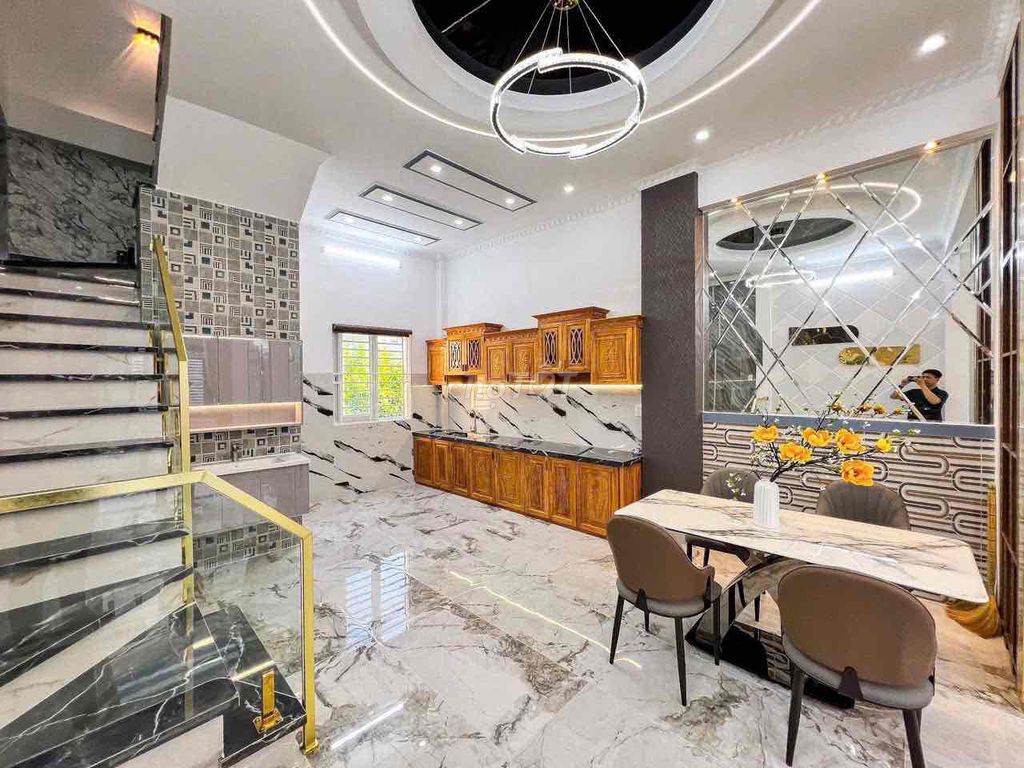 NHÀ 2 LẦU XÂY MỚI - VỊ TRÍ ĐẸP - CÓ SÂN ĐẬU Ô TÔ - - Ảnh 11