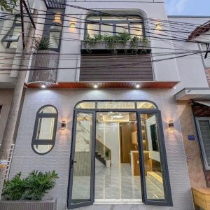 NHÀ MỚI XÂY TRUNG TÂM TP. CẦN THƠ