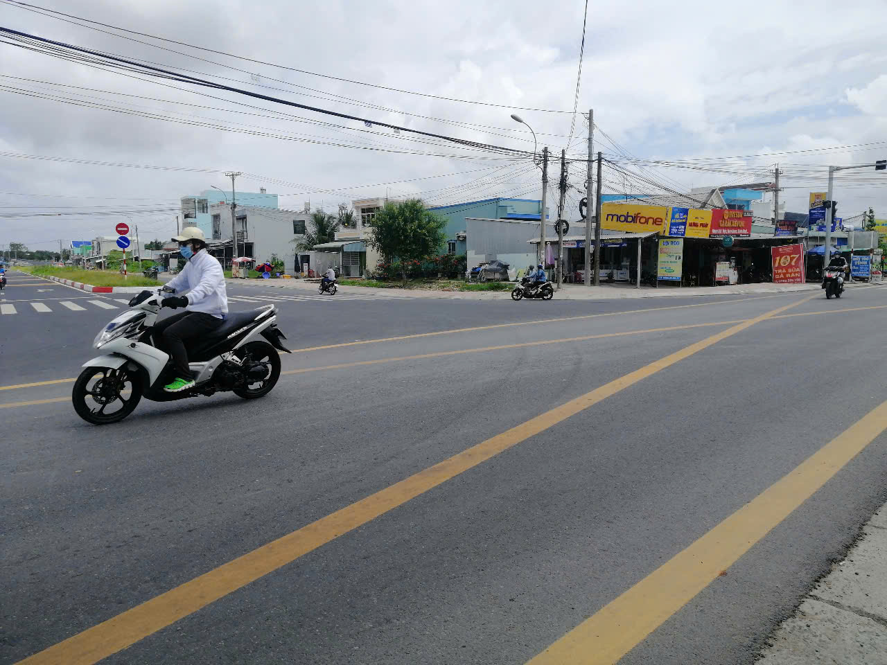 BÁN NỀN TRỤC CHÍNH TRUNG TÂM 2 KHU CÔNG NGHIỆP BÌNH MINH - VĨNH LONG - Ảnh 2
