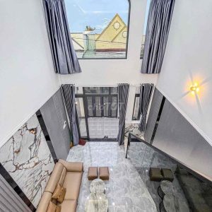 Alternative view of NHÀ TRỆT LẦU MỚI CÓ PHÒNG NGỦ TẦNG TRỆT ĐƯỜNG NGUYỄN VĂN LINH GẦN ĐHYD