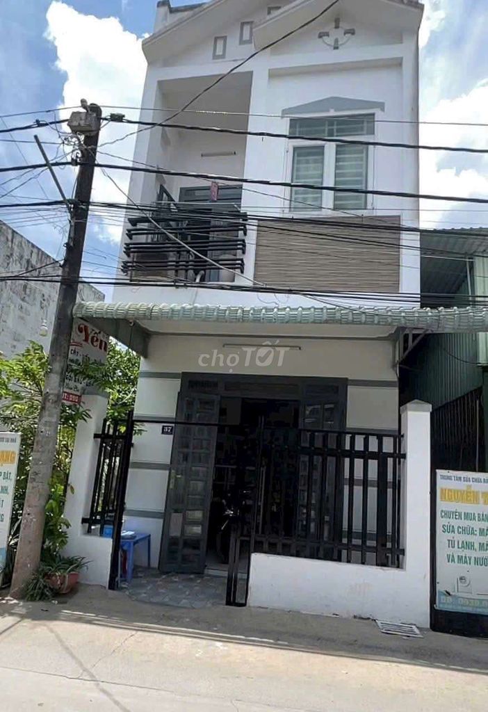 Bán căn nhà trục chính KDC Sơn Thuỷ, cách mặt tiền chỉ 50m, phường Long Tuyền, quận Bình Thuỷ, TP. Cần Thơ
