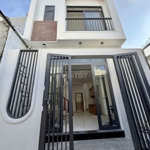 Bán gấp nhà 2 tỷ 1 hẽm Liên tố 3 - 4 Nguyễn Văn Cừ, Cần Thơ. DT 49.5m2