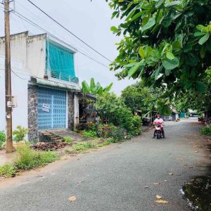 Bán Nhà Mặt Tiền Khu Công Nghiệp Hoà Phú (đang cho thuê 4,5 tr/ tháng)- VĨNH LONG