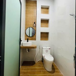 Alternative view of NHÀ MỚI 100% TẶNG NỘI THẤT – KHU DÂN CƯ HUỲNH ĐẠI, VĨNH LONG