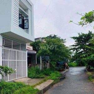 1 TỶ 950 NHÀ MẶT TIỀN NGAY KHU CÔNG NGHIỆP HÒA PHÚ