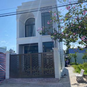 2 TỶ 690 NHÀ 1 TRỆT 1 LẦU MỚI ĐẸP KHU DÂN CƯ TRƯỜNG AN, PHƯỜNG LONG CHÂU – VĨNH LONG