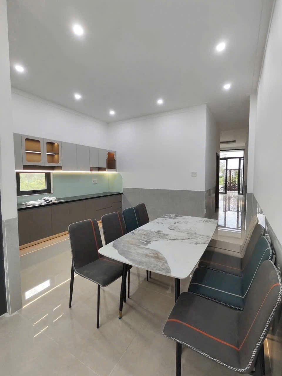 2 TỶ 690 NHÀ 1 TRỆT 1 LẦU MỚI ĐẸP KHU DÂN CƯ TRƯỜNG AN, PHƯỜNG LONG CHÂU – VĨNH LONG - Ảnh 6