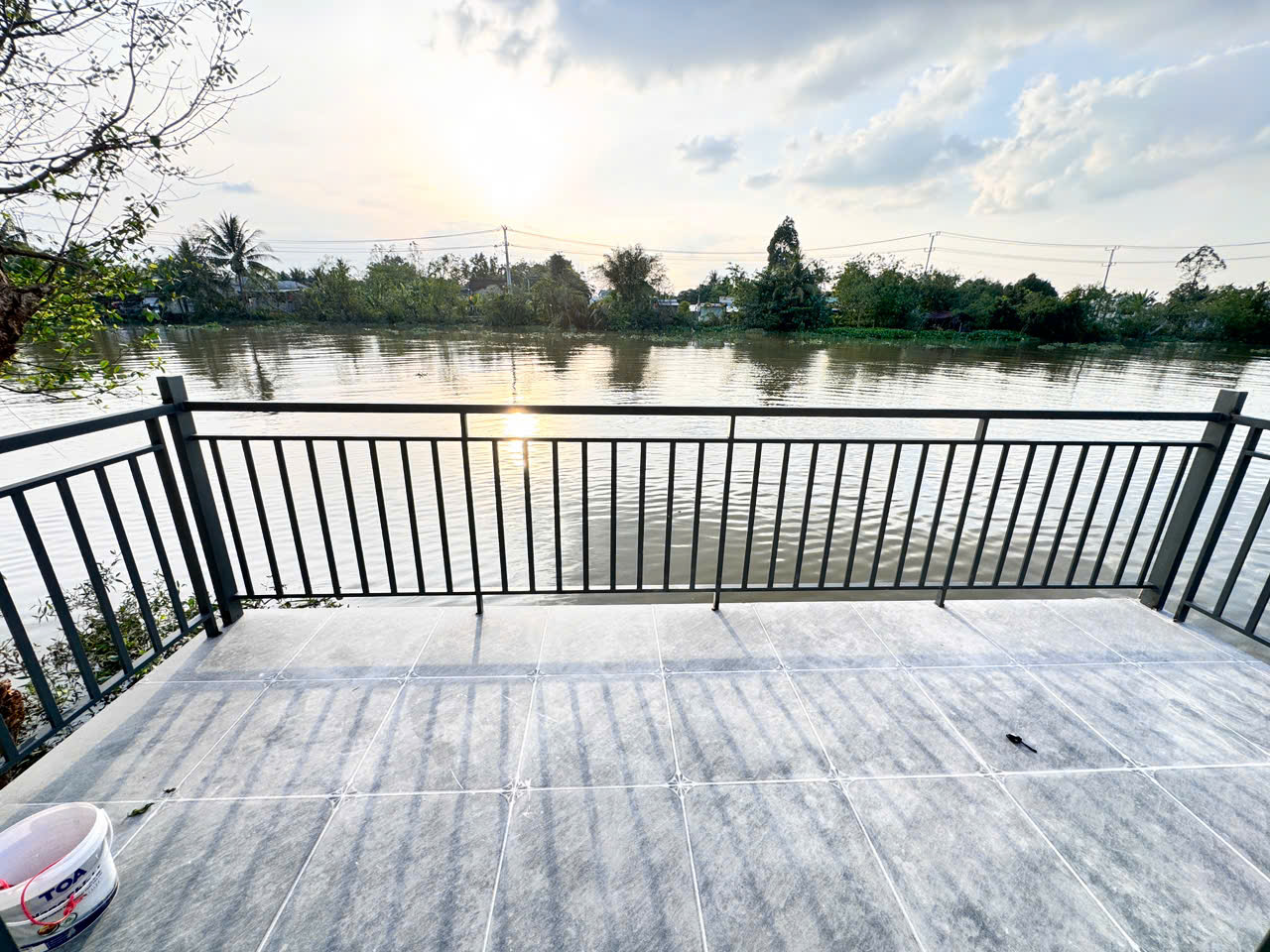 1 TỶ 090 NHÀ MỚI XÂY VIEW SÔNG LỐN MÁT MẼ CÁCH KHU CÔNG NGHIỆP BÌNH MINH VĨNH LONG 1 KM - Ảnh 5
