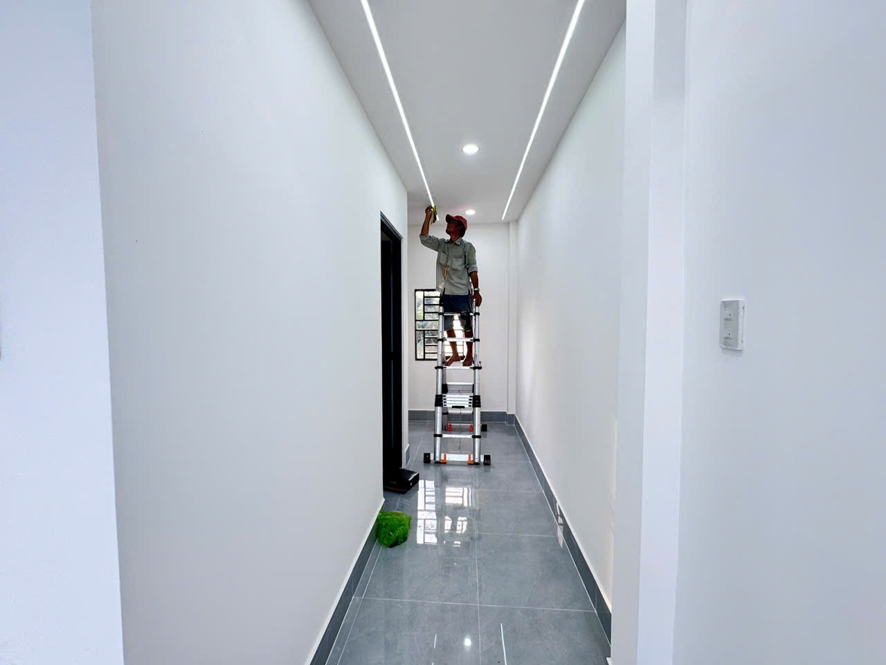 1 TỶ 090 NHÀ MỚI XÂY VIEW SÔNG LỐN MÁT MẼ CÁCH KHU CÔNG NGHIỆP BÌNH MINH VĨNH LONG 1 KM - Ảnh 2