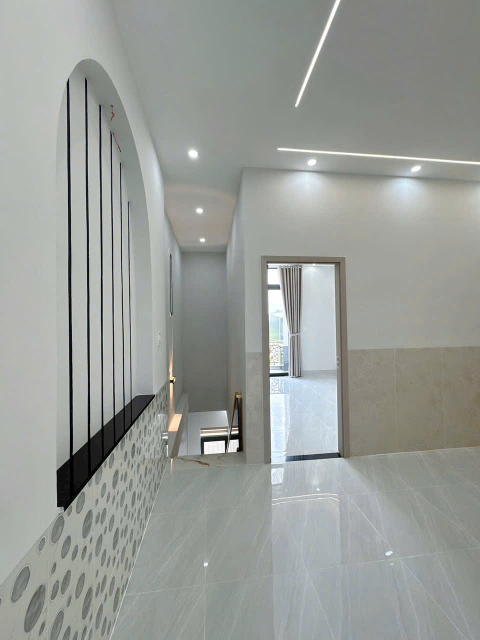 2 ty 290 BÁN NHÀ GẦN BỆNH VIỆN NHI ĐỒNG VÀ TRƯỜNG ĐẠI HỌC FPT 500m - Ảnh 4