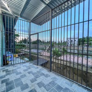 Alternative view of 3 Tỷ 390 KẸT TIỀN GIẢM 100 triệu Giá mới 3Tyr 290 - BÁN 𝐍𝐇𝐀̀ 2 MẶT TIỀN TRƯỚC PHÍA SAU MẶT TIỀN SÔNG  - NHA 1 𝐓𝐑𝐄̣̂𝐓 1 𝐋𝐀̂̀𝐔 -  TÔ VĨNH DIỆN