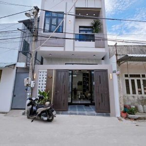 Giảm 100 triêu 3 tỷ 550 triệu đồng (Thương lượng) 3 phòng ngủ Nhà 1 trệt 1 lầu khu dân cư Dầu Khí cách bệnh viện Nhi Đồng 300m