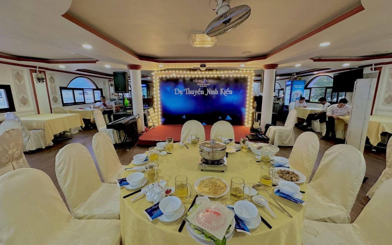 tour ăn tối du thuyền Ninh Kiều – Cần Thơ - Ảnh 3