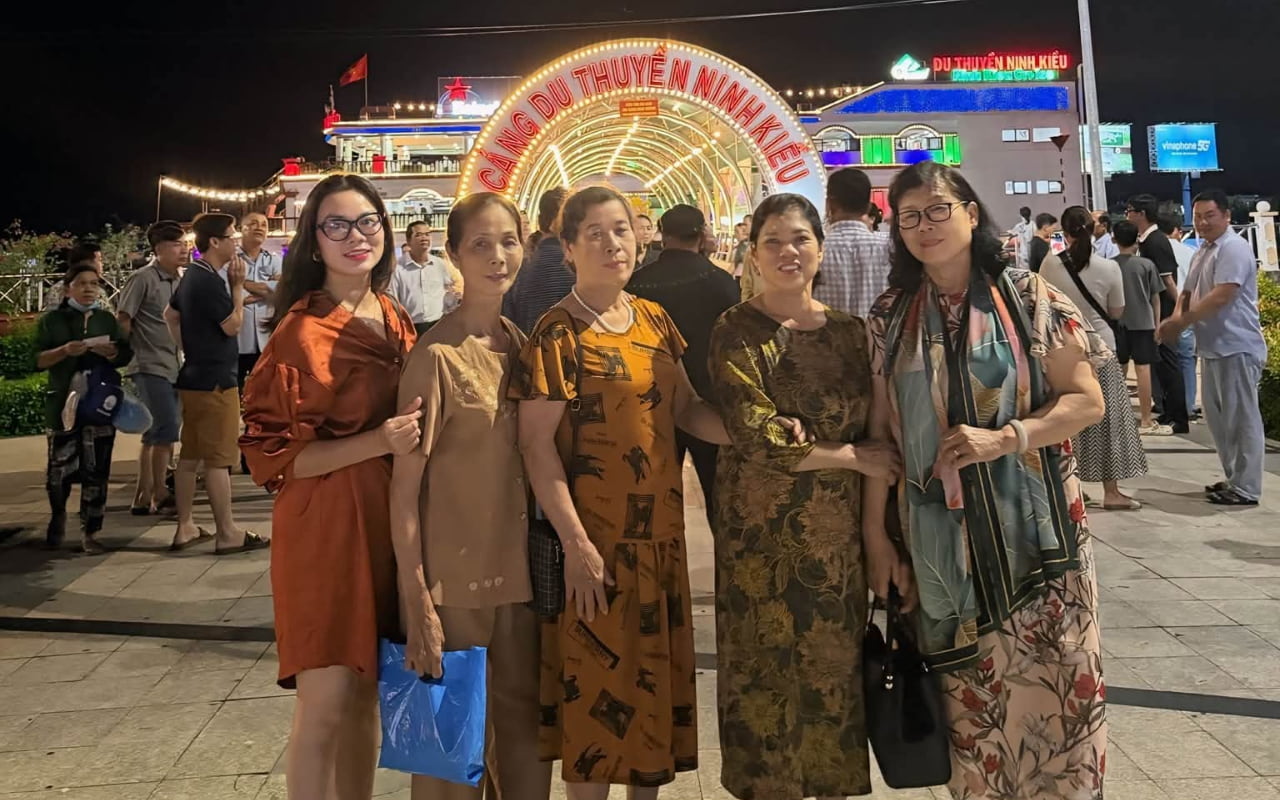 tour ăn tối du thuyền Ninh Kiều – Cần Thơ - Ảnh 4